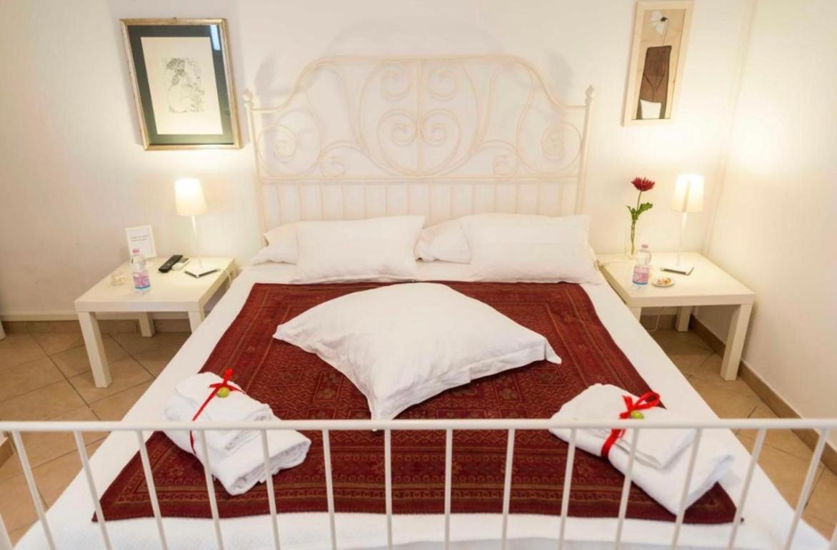 Bed and Breakfast La Locanda Di Andrea Il Pescatore Borgo Montenero Exterior foto